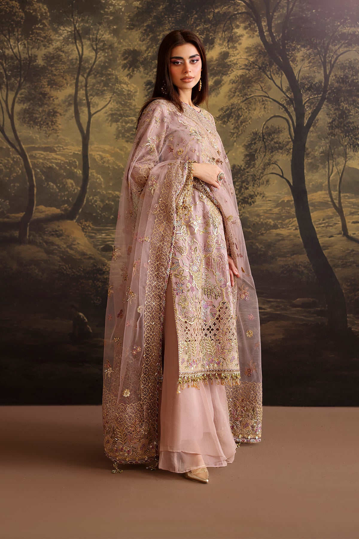 EMBROIDERED NET SF-4378