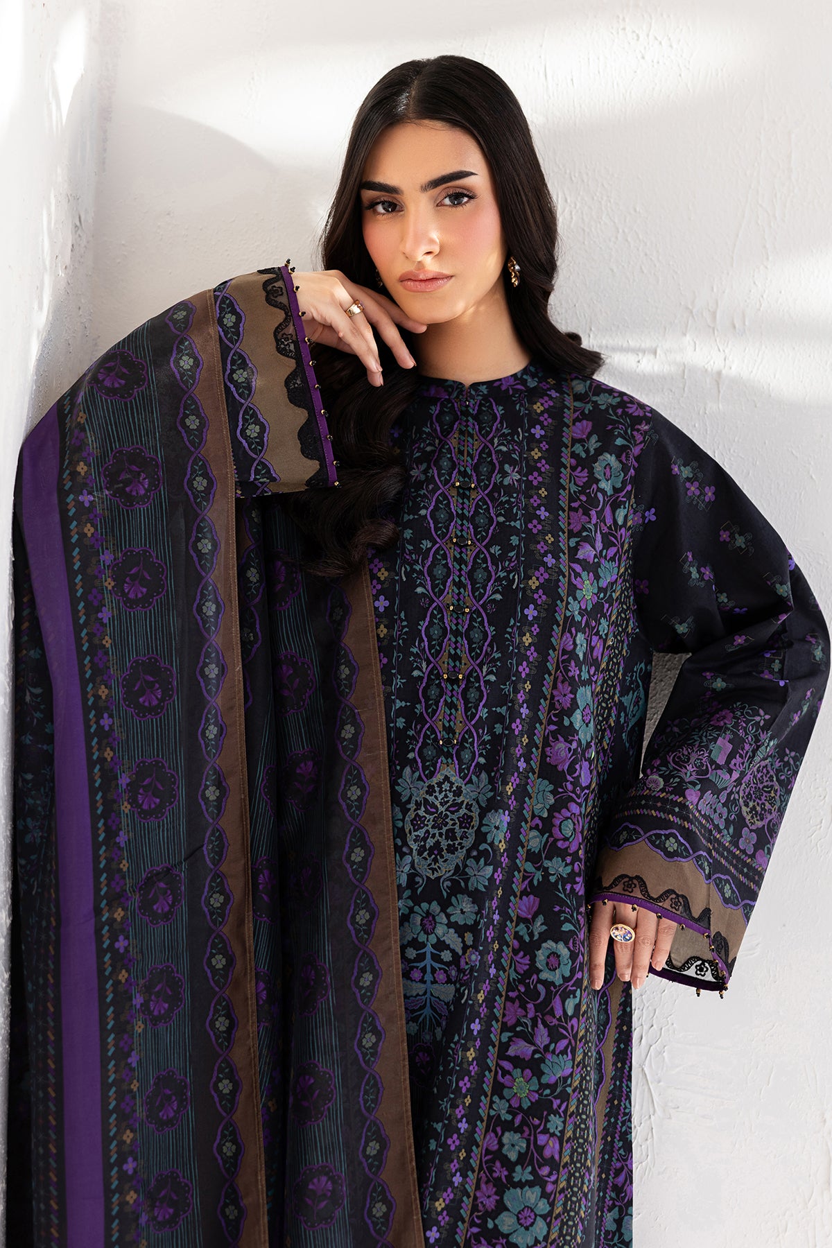 EMBROIDERED LAWN UF-4453