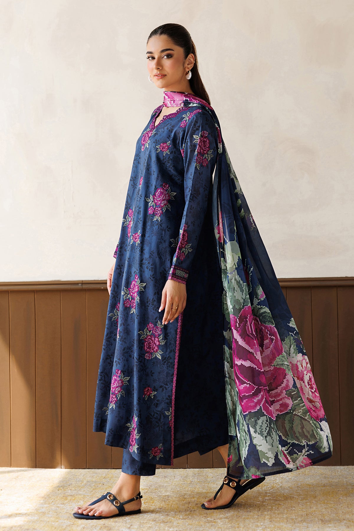 EMBROIDERED LAWN SF-4497