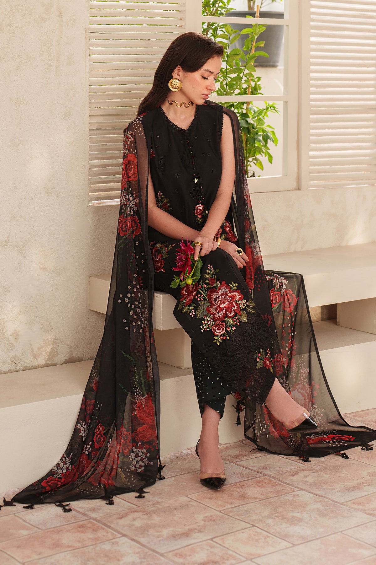 EMBROIDERED LAWN SF-4399