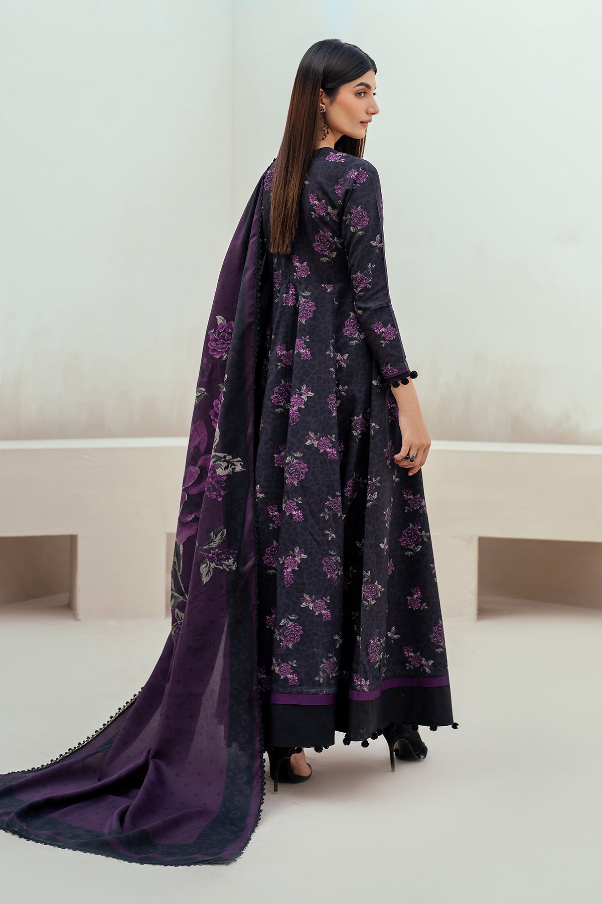 PRINTED KHADDAR UF-4016