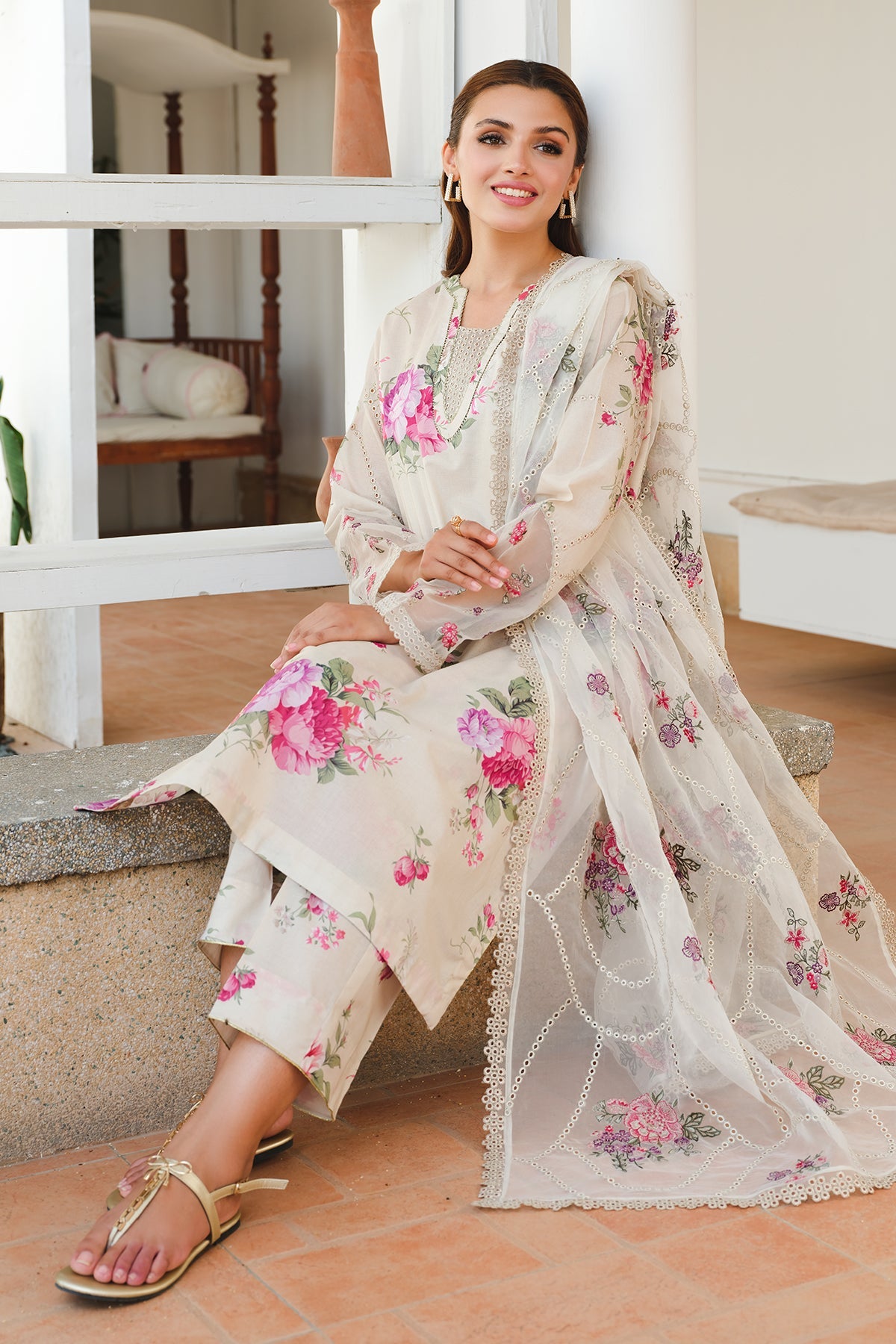 EMBROIDERED LAWN SF-652