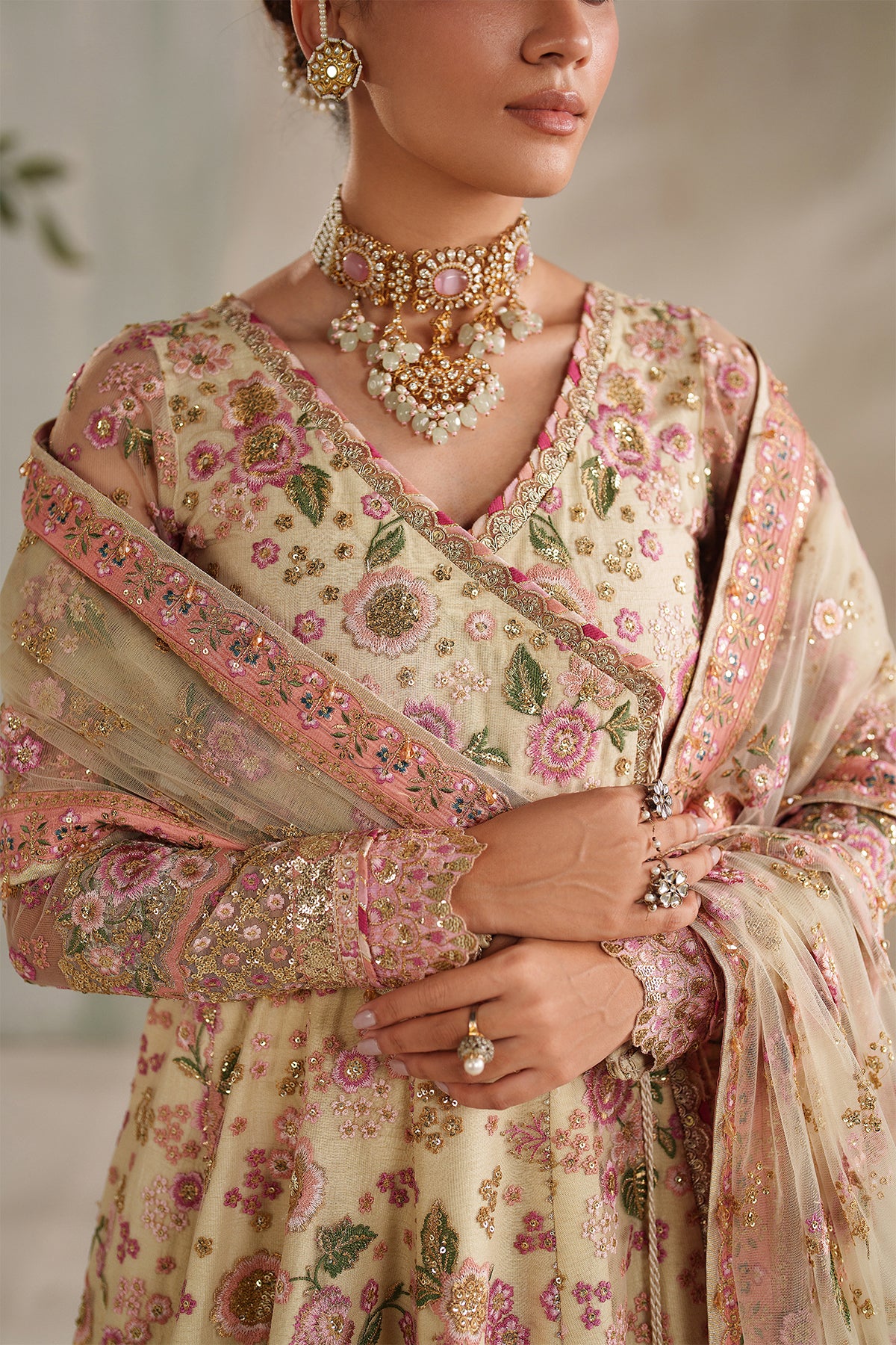 EMBROIDERED NET SF-4371