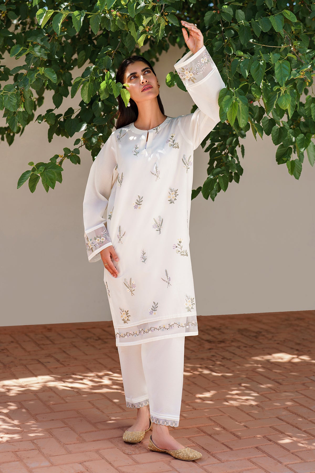 EMBROIDERED LAWN PR-934
