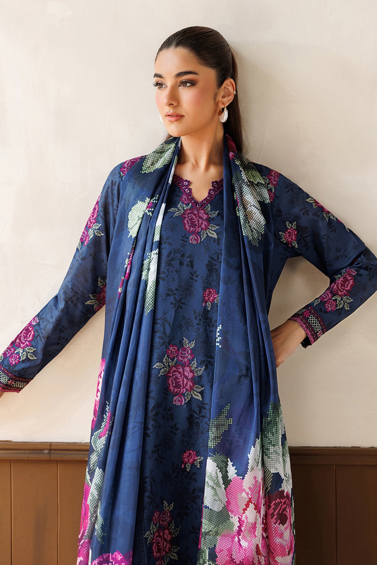 EMBROIDERED LAWN SF-4497