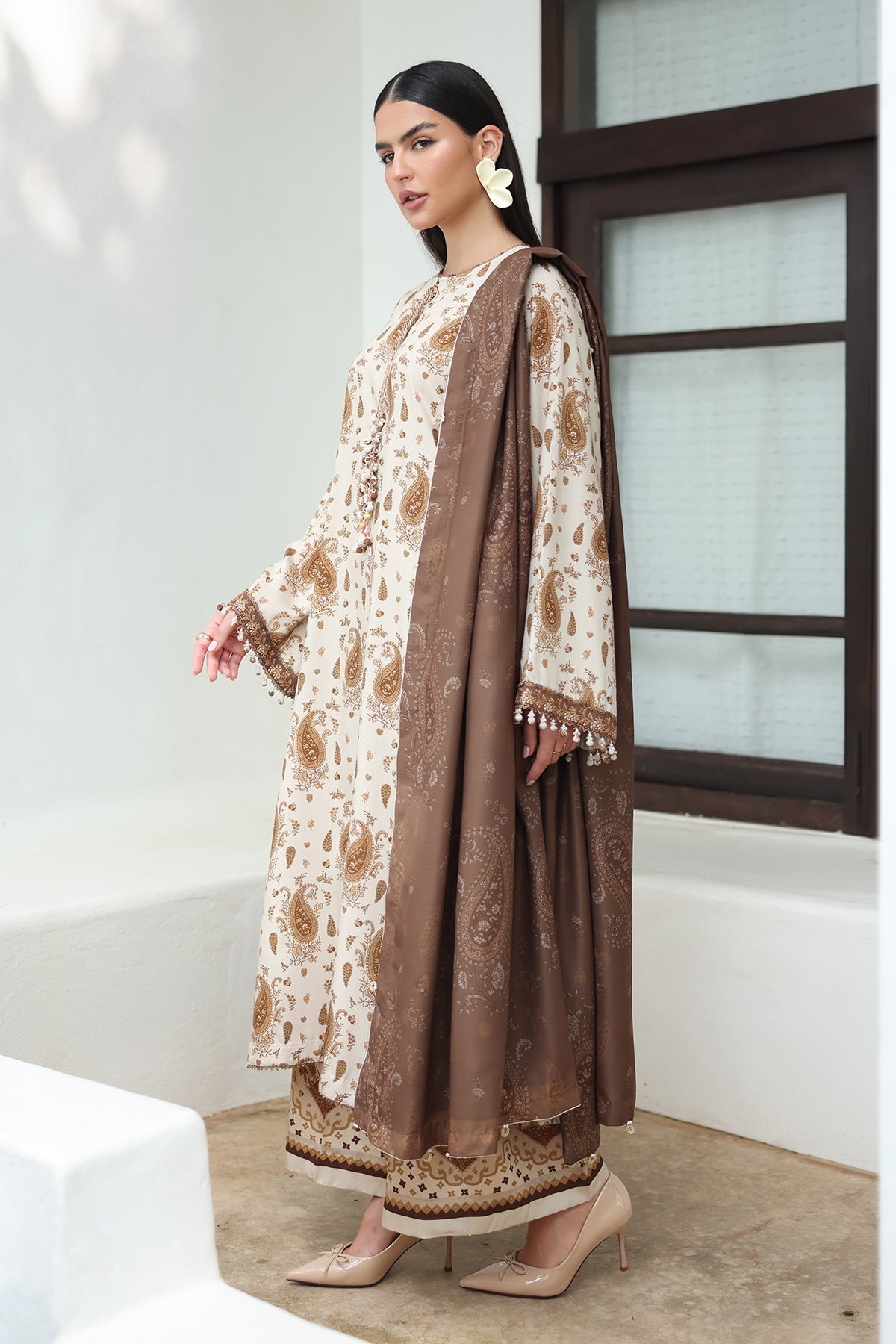 EMBROIDERED VISCOSE SILK UF-4612