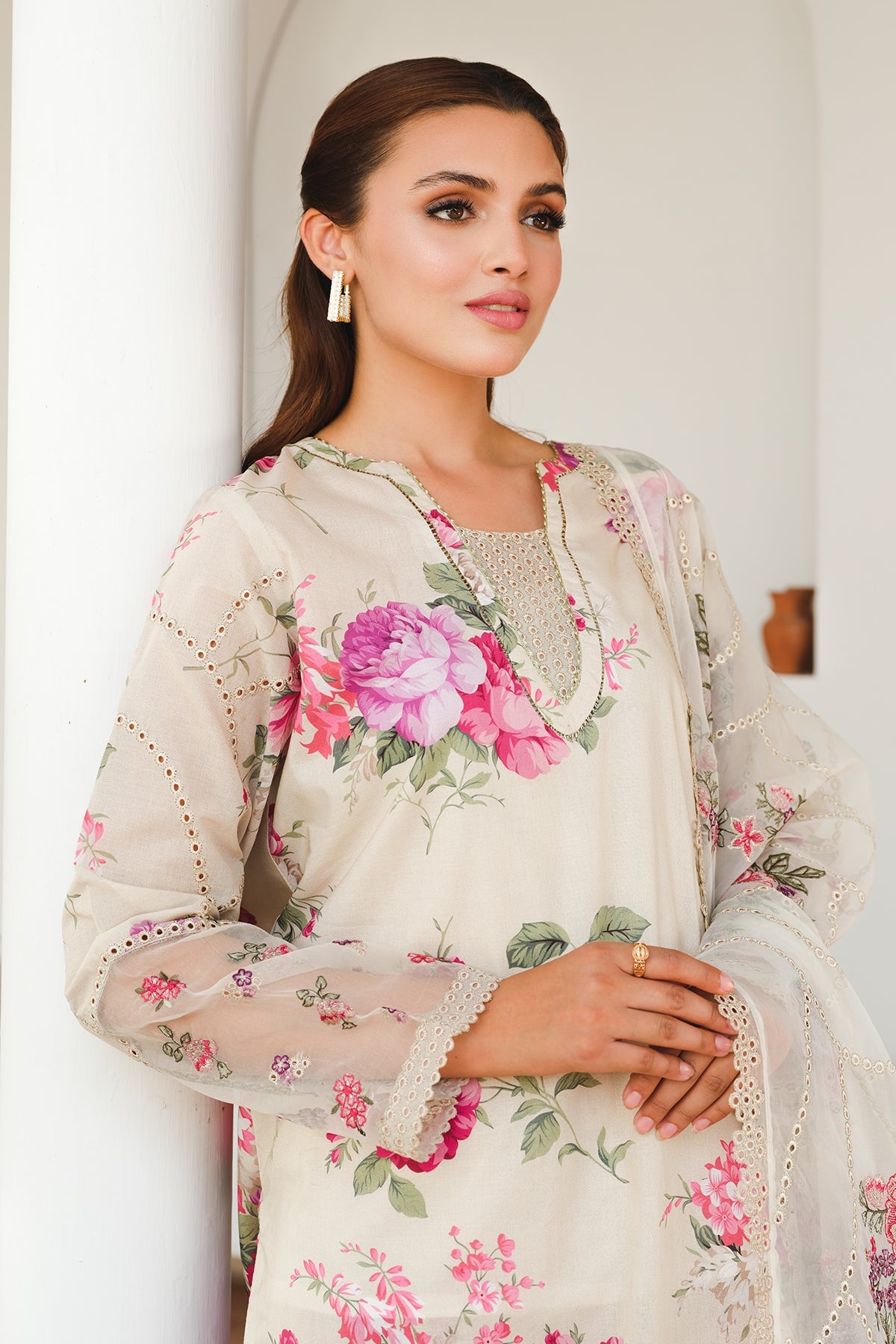 EMBROIDERED LAWN SF-652