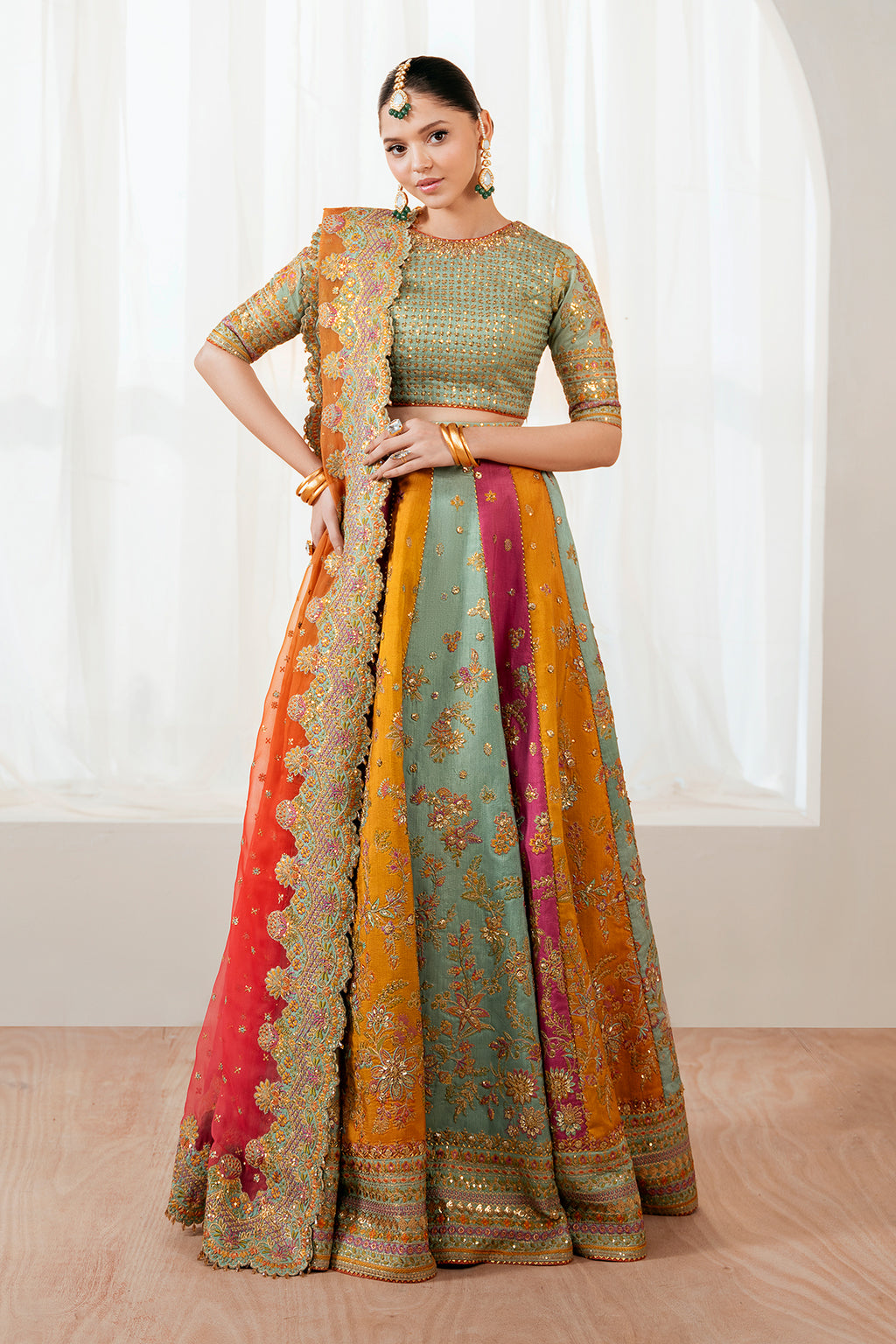 Baroque EMBROIDERED SILK SF-4036, view 1
