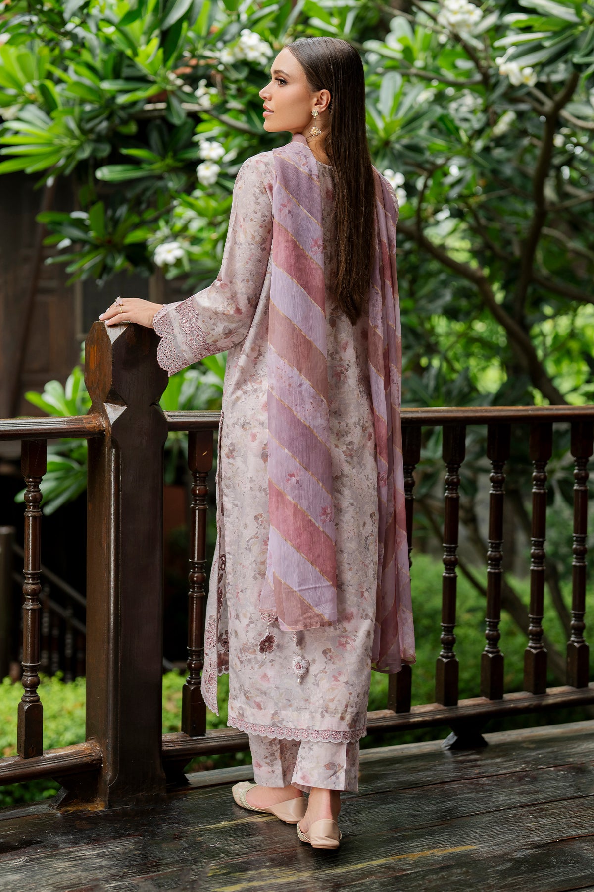 EMBROIDERED LAWN SF-4273