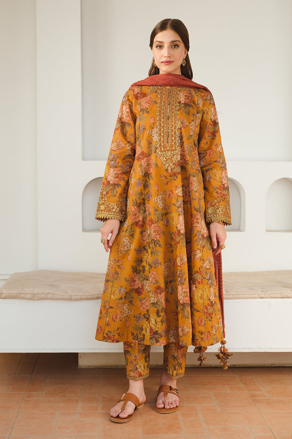 Baroque EMBROIDERED PRINTED LAWN SF-653, view 1