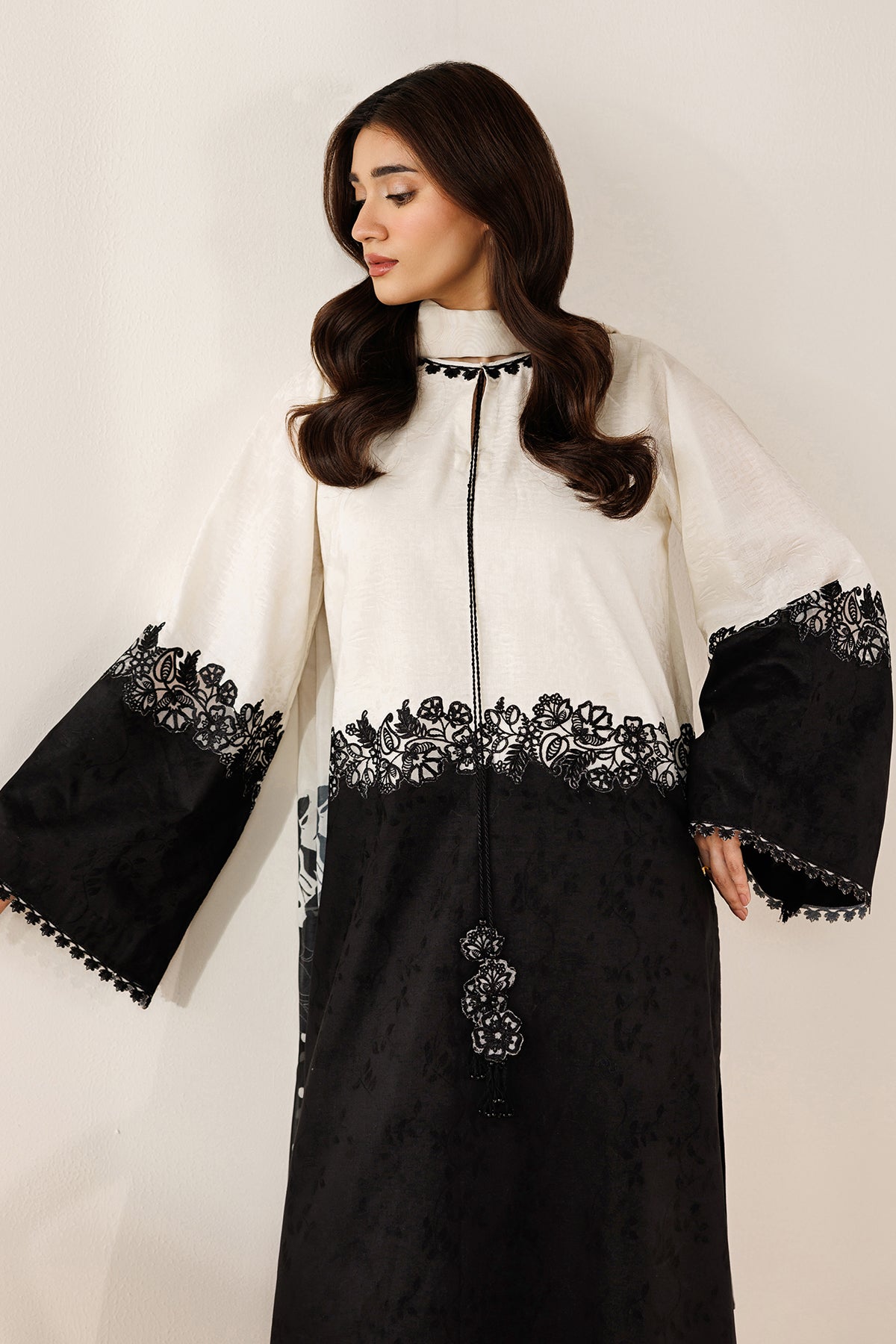 EMBROIDERED JACQUARD PR-1270