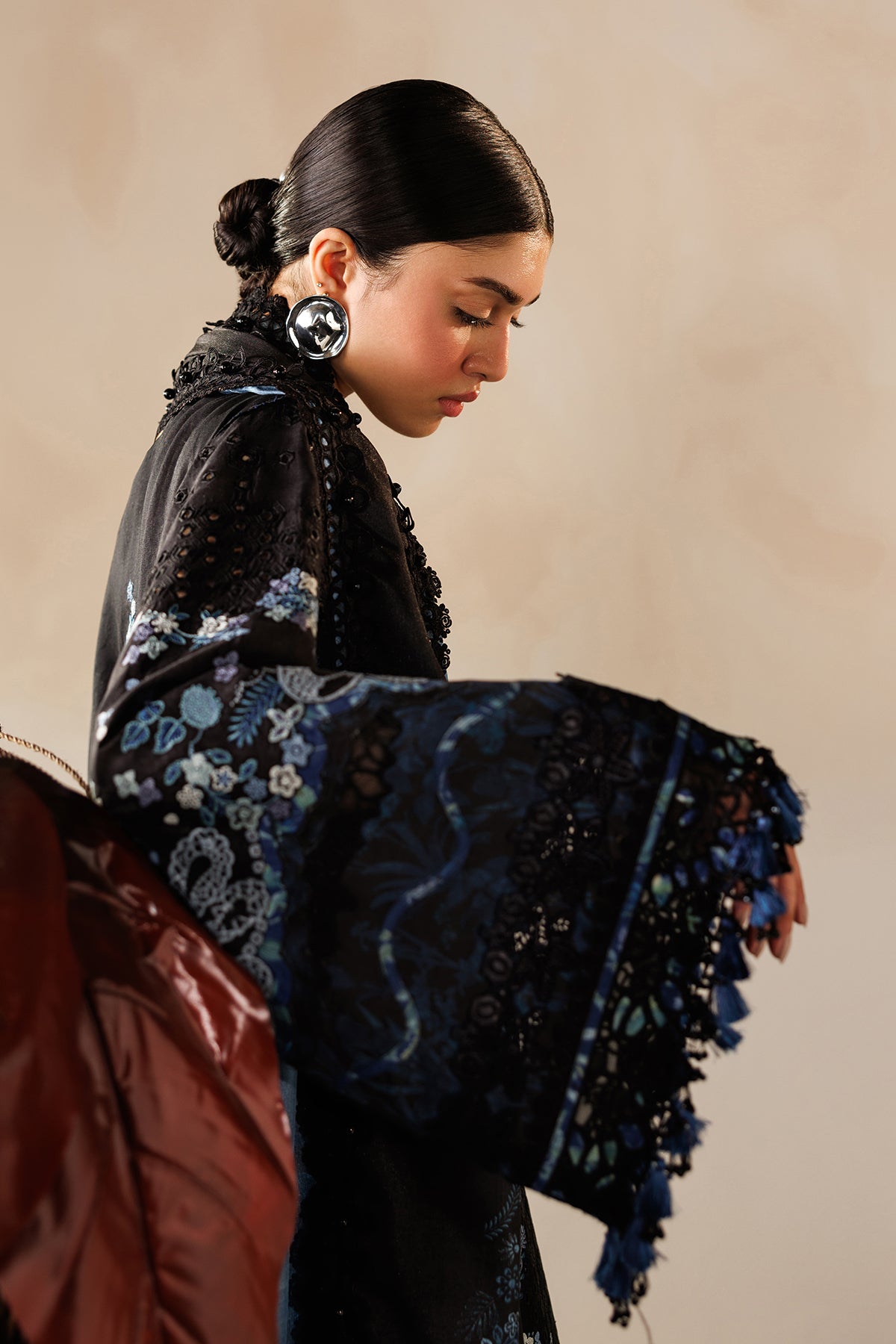 EMBROIDERED LAWN EL26-D08 STITCHED