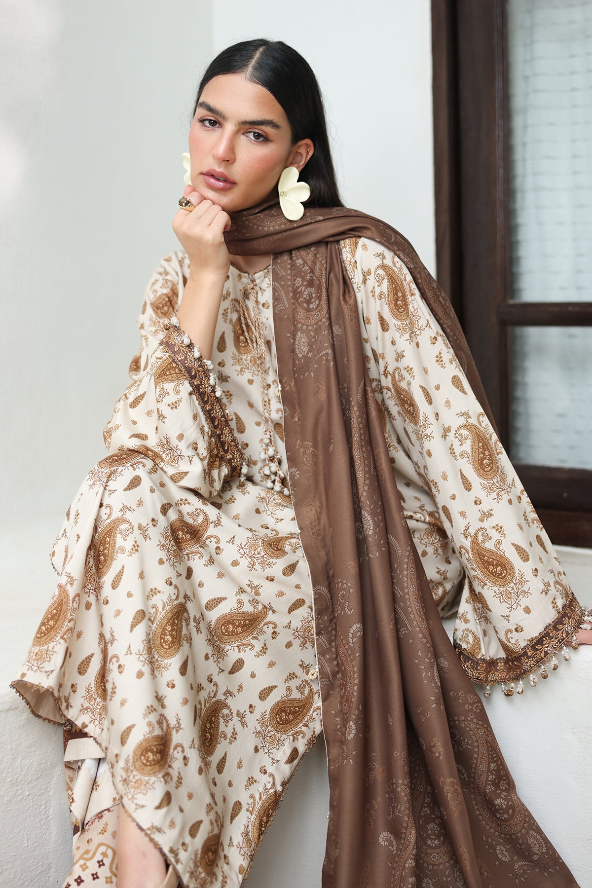 EMBROIDERED VISCOSE SILK UF-4612