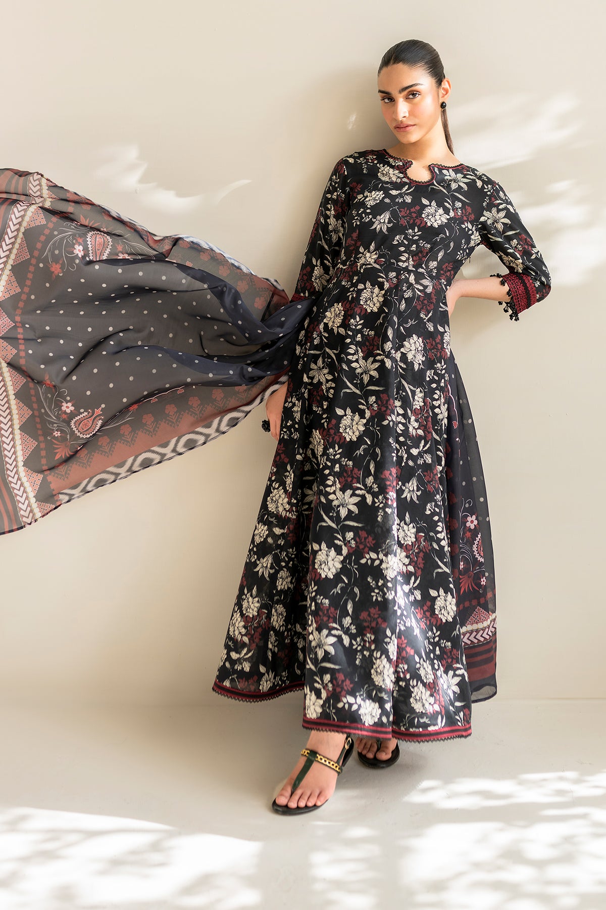 EMBROIDERED LAWN PR-975