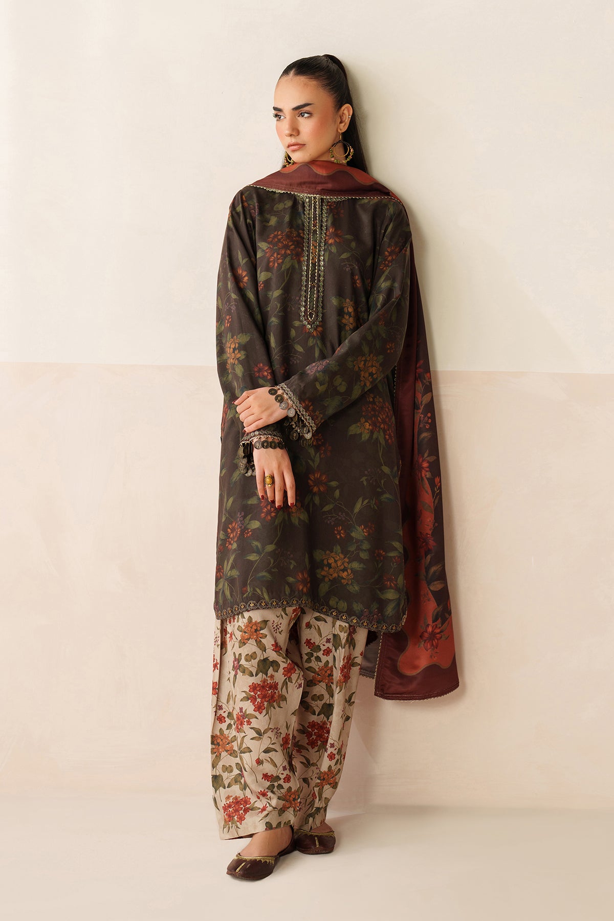 EMBROIDERED VISCOSE SILK UF-4279