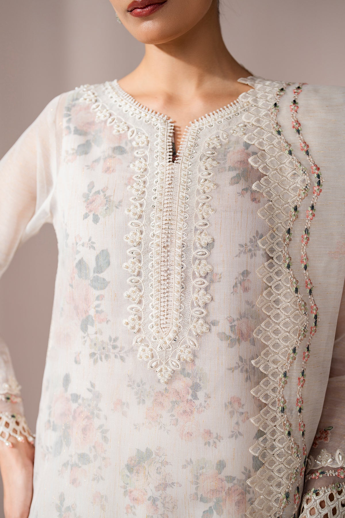 EMBROIDERED COTTON PATTI UF-4187