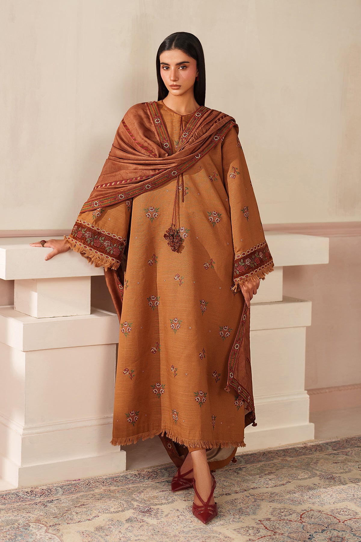 EMBROIDERED KHADDAR SF-4351