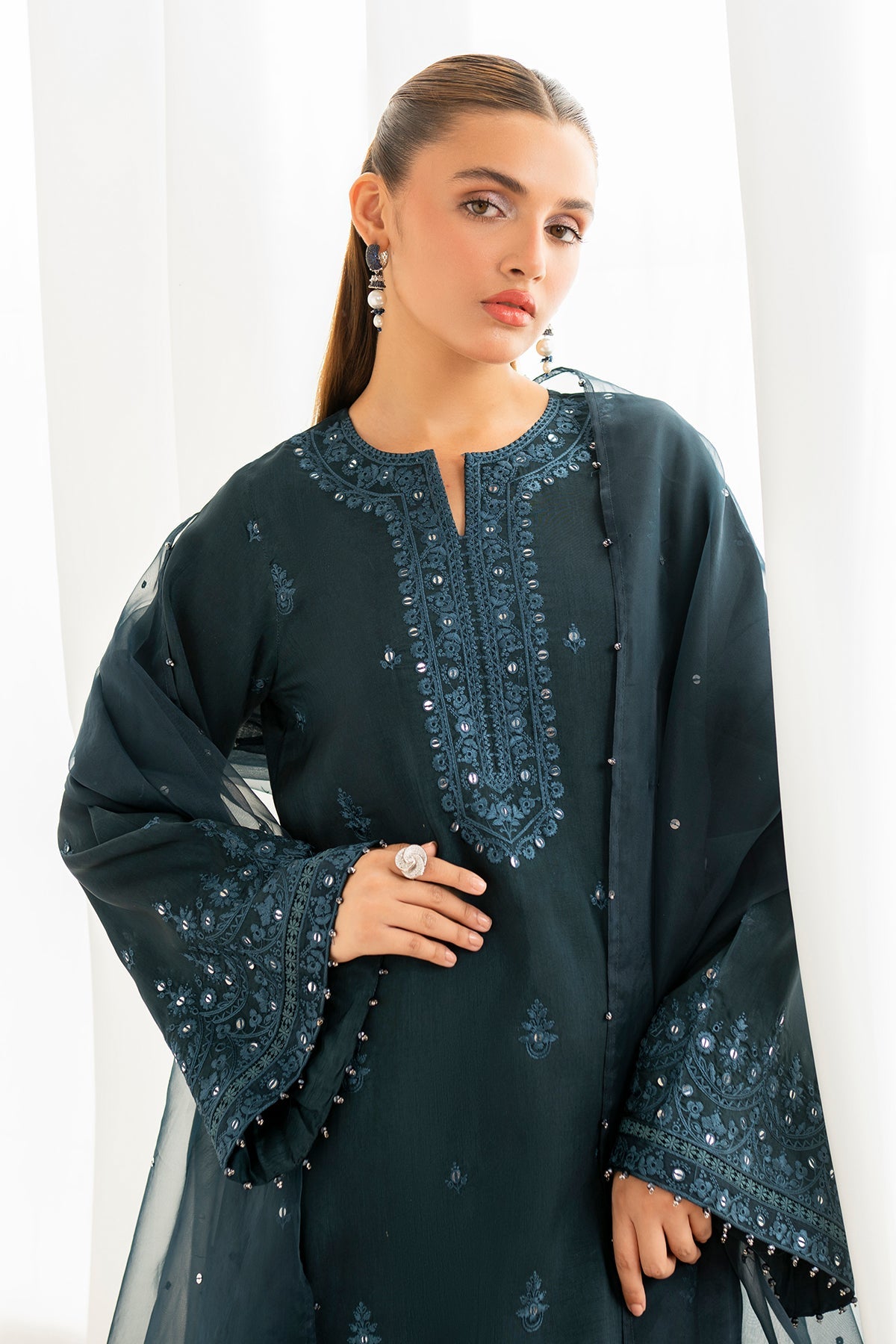 EMBROIDERED SILK SF-696