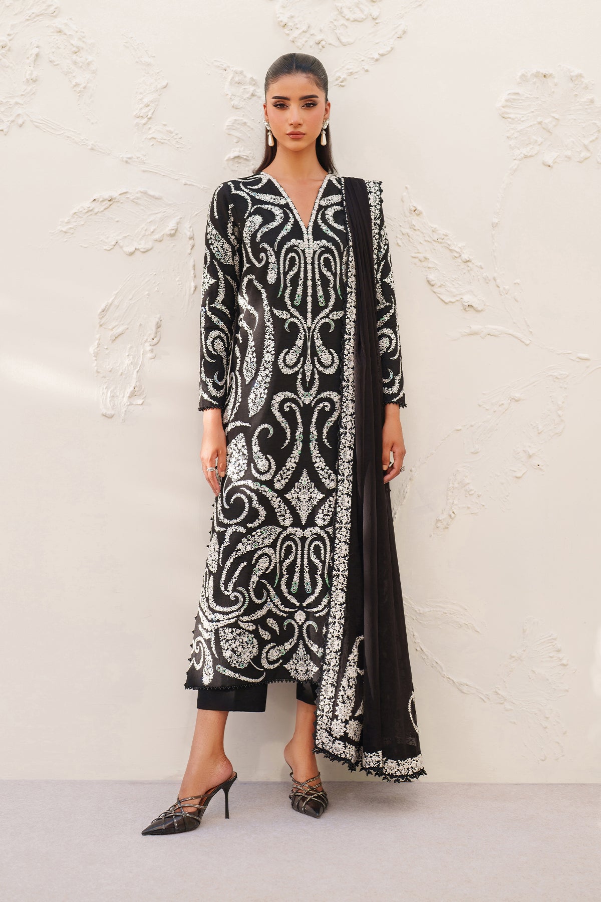 EMBROIDERED RAW SILK UF-4381