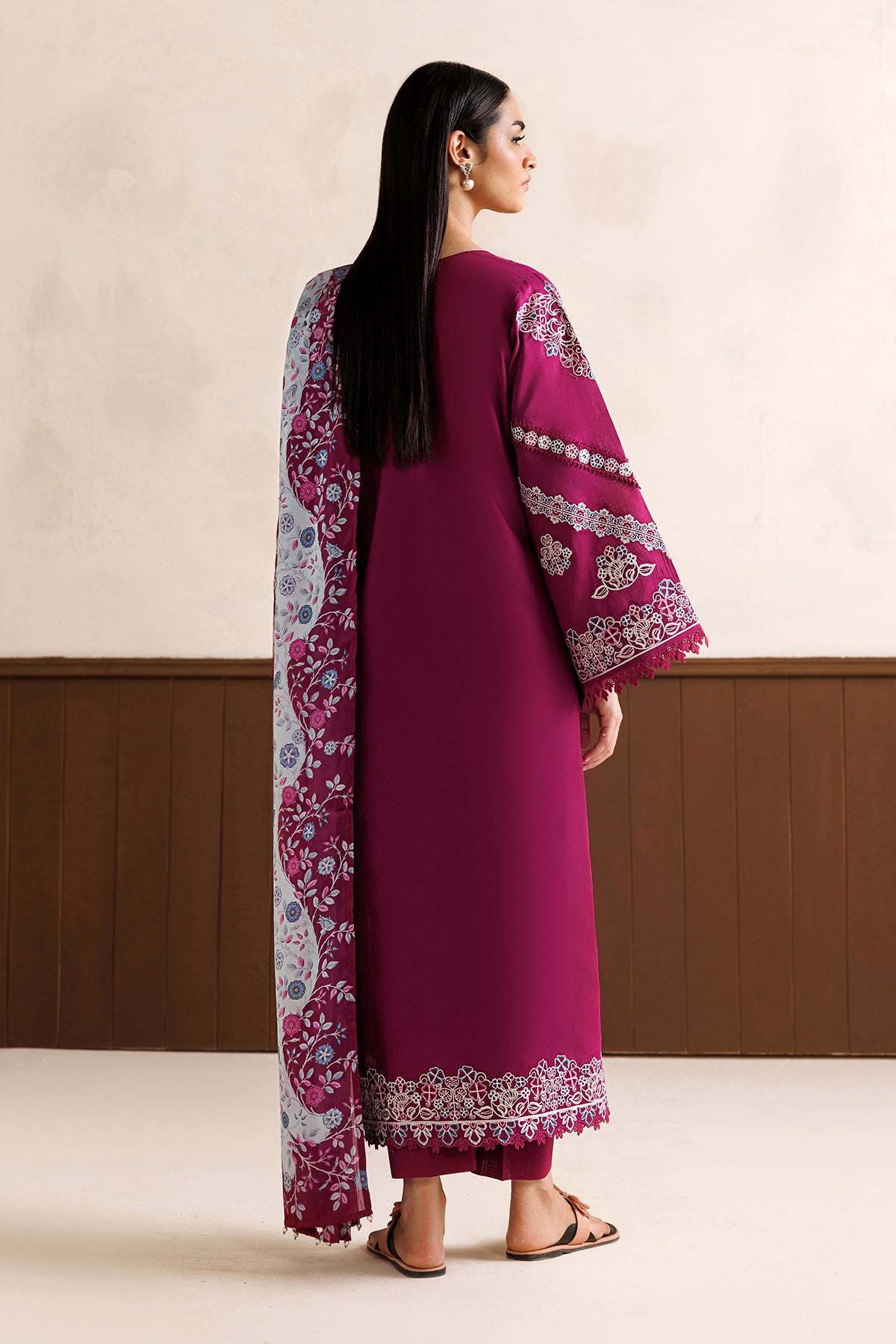 EMBROIDERED LAWN SF-4474