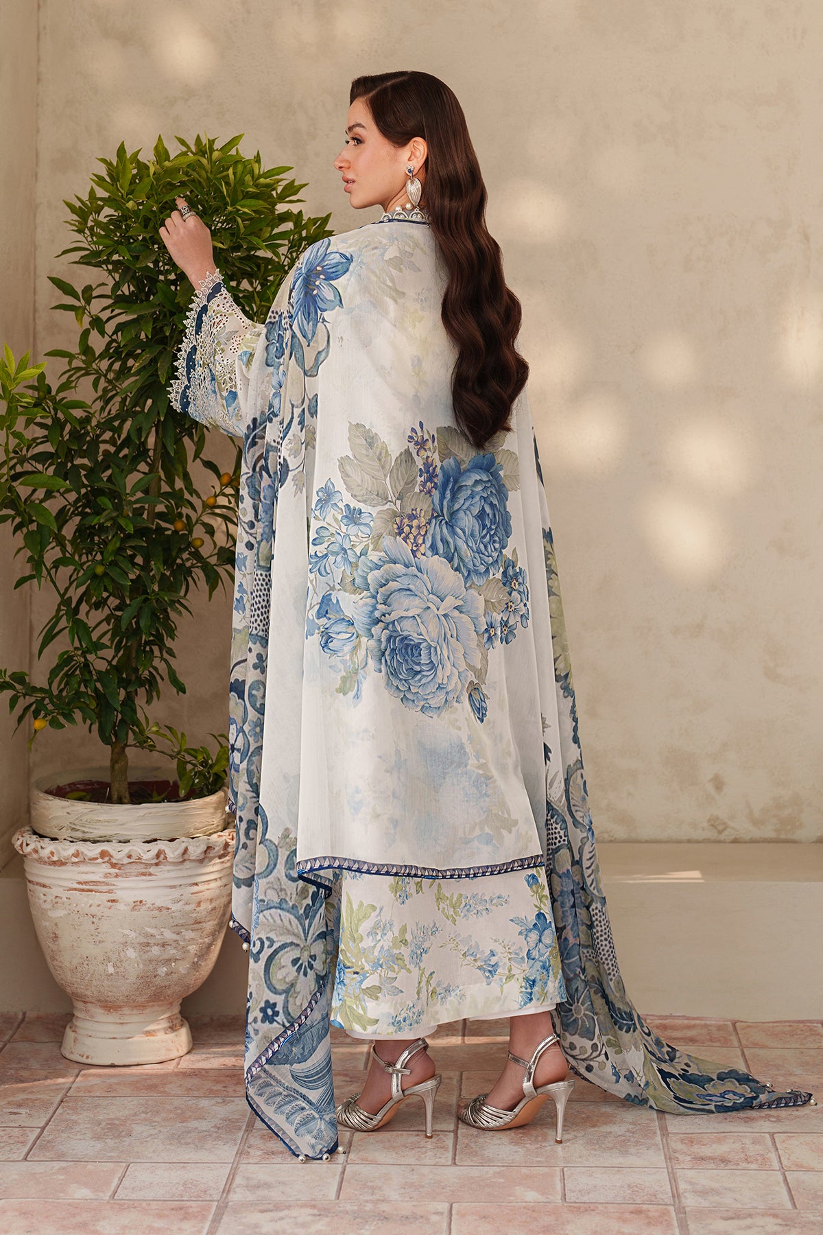 EMBROIDERED LAWN SF-4401