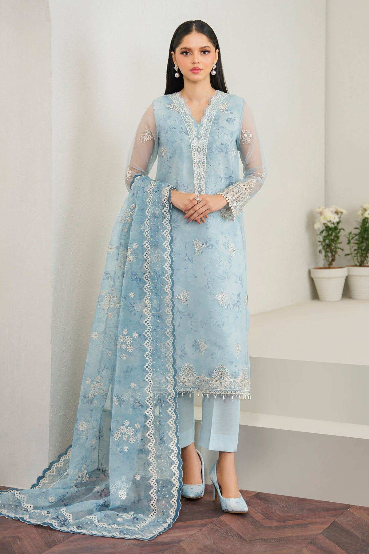 EMBROIDERED ORGANZA SF-522