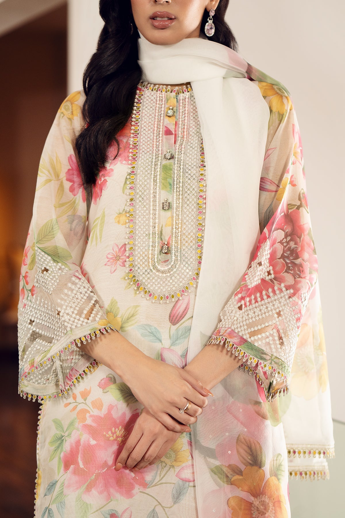 EMBROIDERED COTTON PATTI SF-510