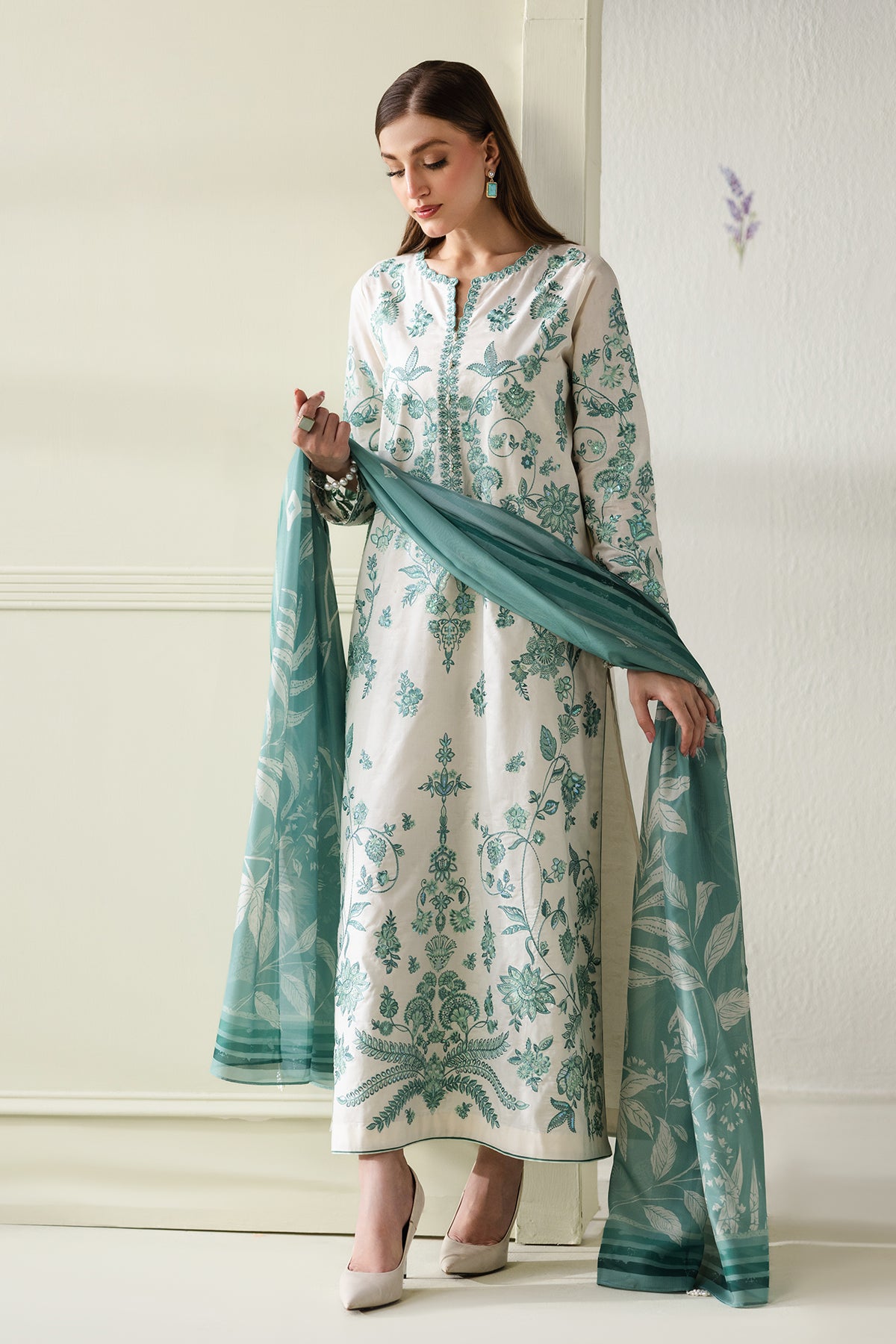 EMBROIDERED JACQUARD LAWN SF-4430