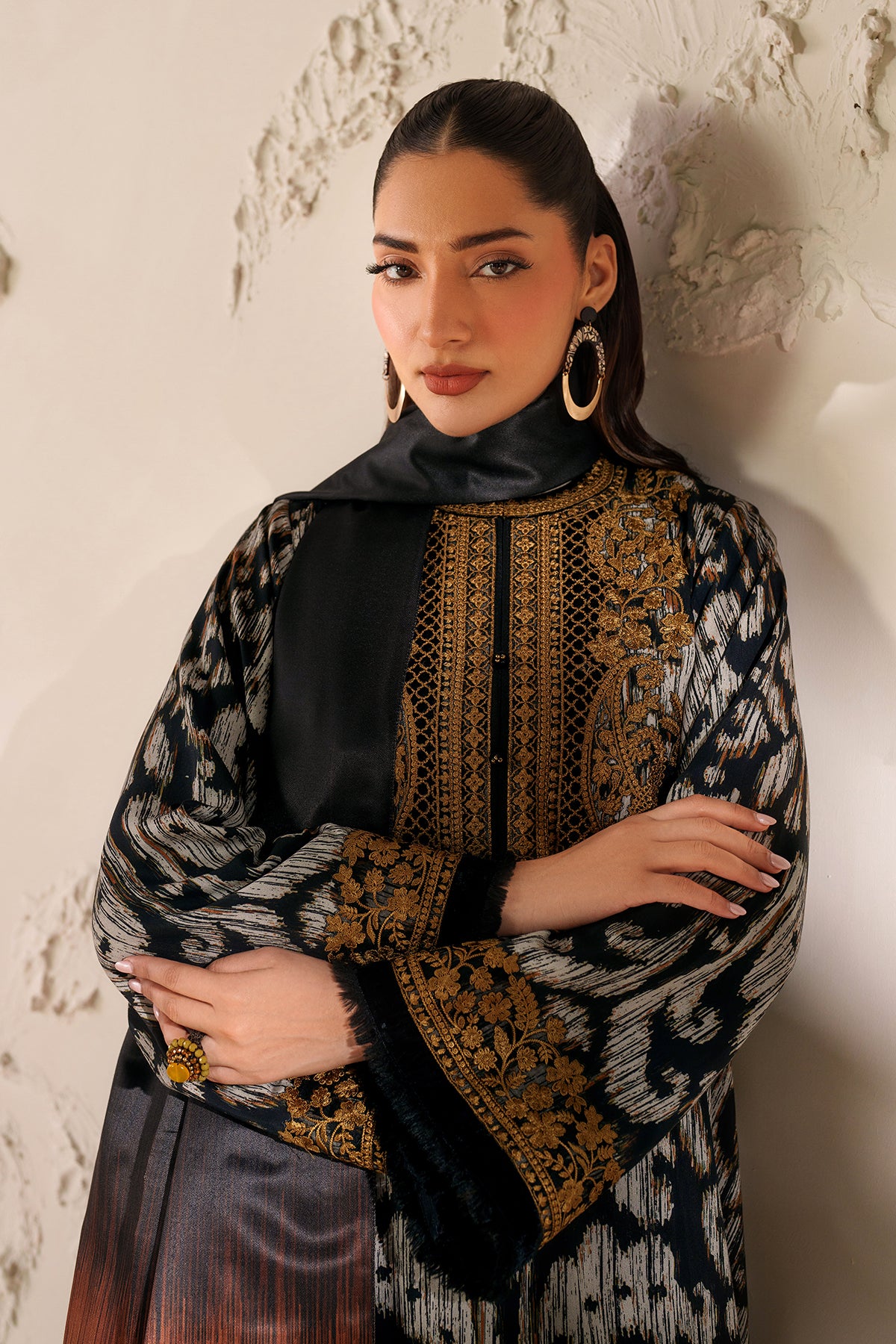 EMBROIDERED VISCOSE SILK UF-4289