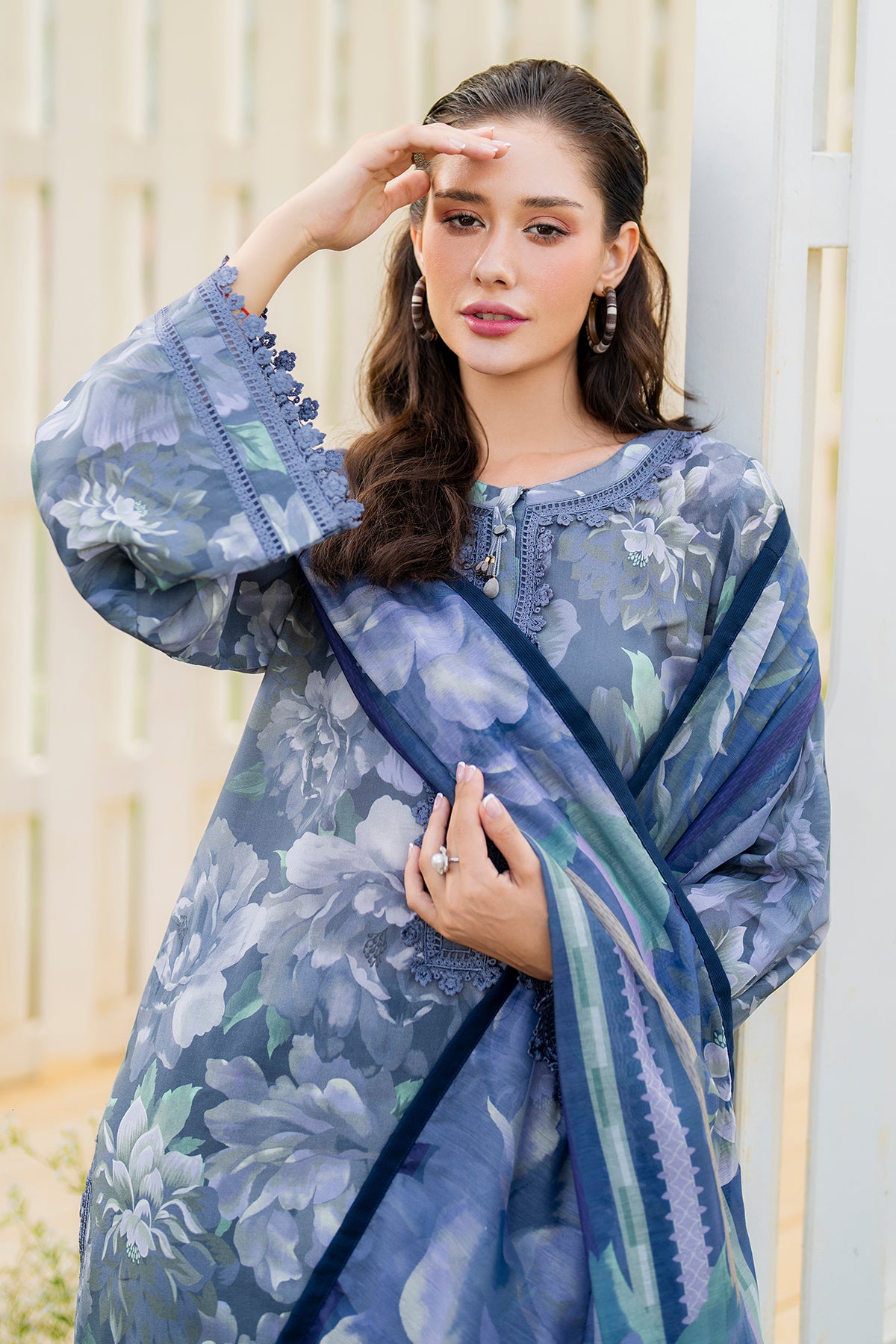 EMBROIDERED LAWN UF-4219