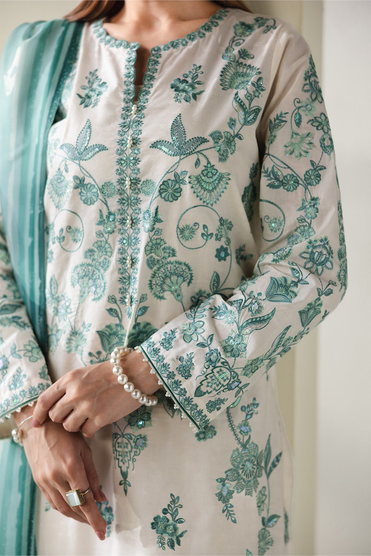 EMBROIDERED JACQUARD LAWN SF-4430