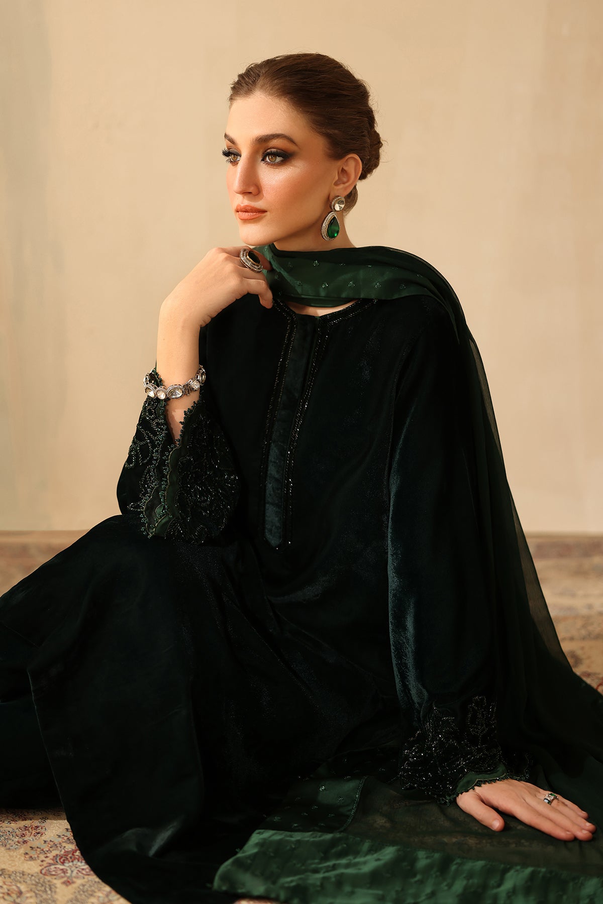 EMBROIDERED VELVET PR-1223