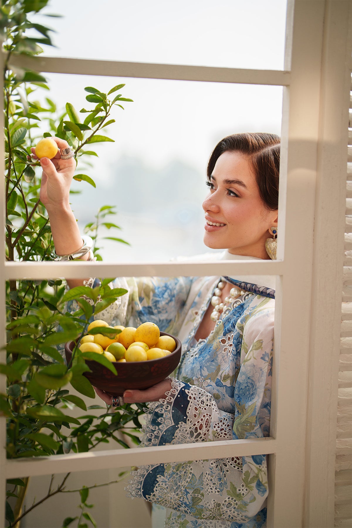 EMBROIDERED LAWN SF-4401