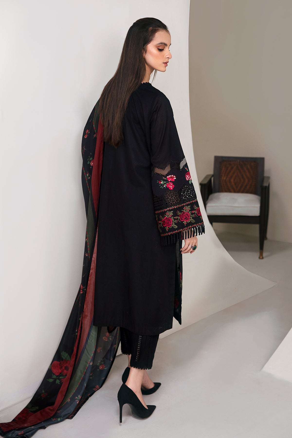 EMBROIDERED LAWN SF-361