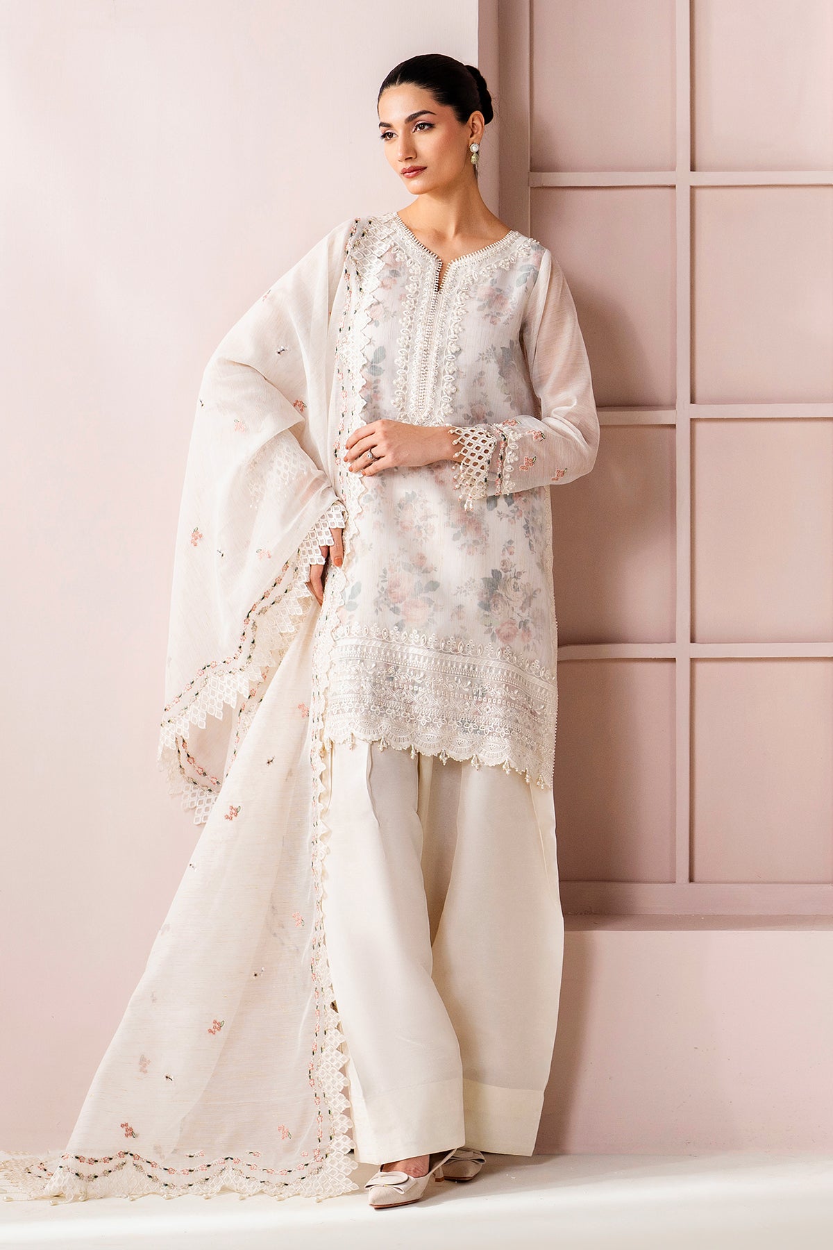 EMBROIDERED COTTON PATTI UF-4187
