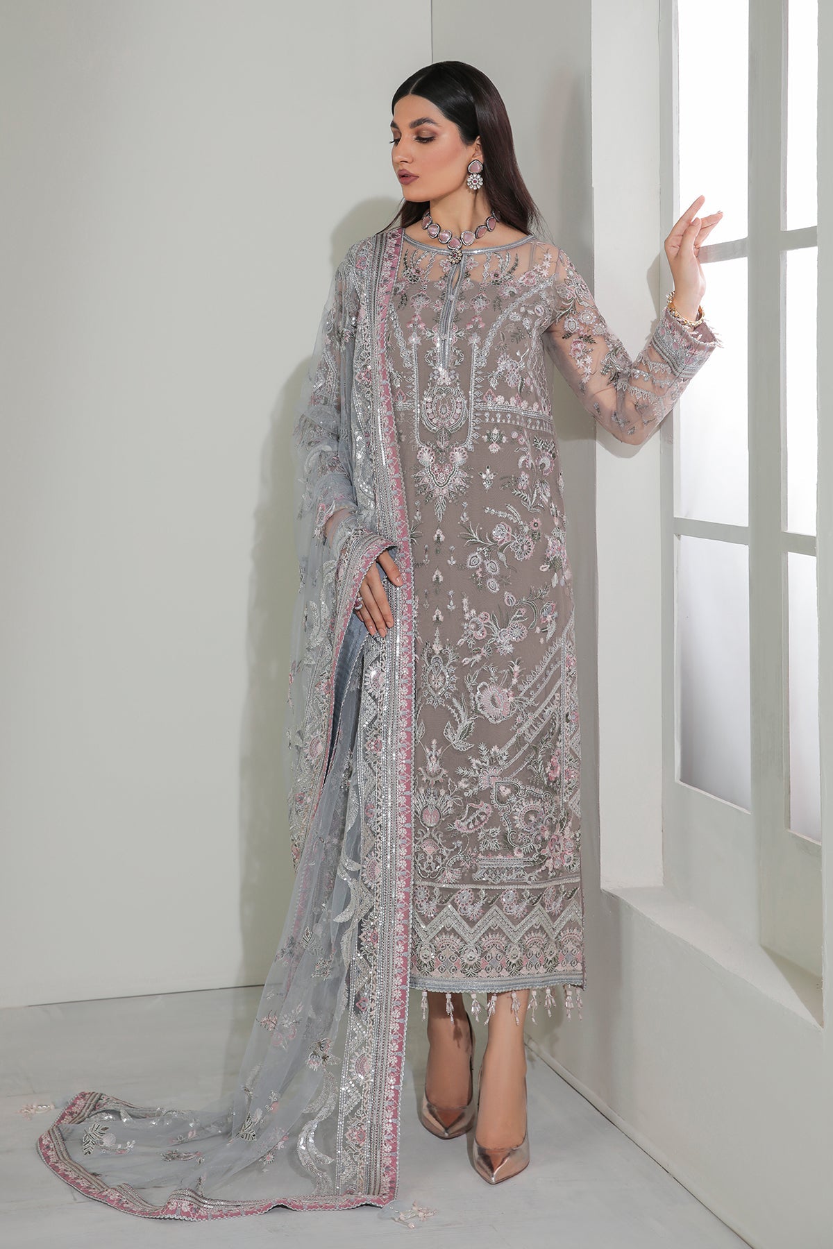 EMBROIDERED NET SF-184