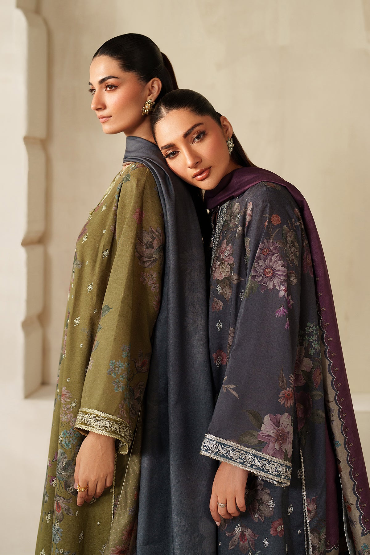 EMBROIDERED KHADDAR SF-4333