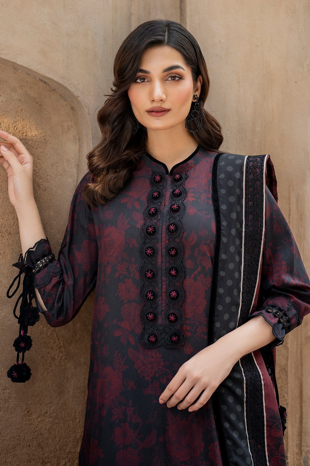 EMBROIDERED VISCOSE SF-741