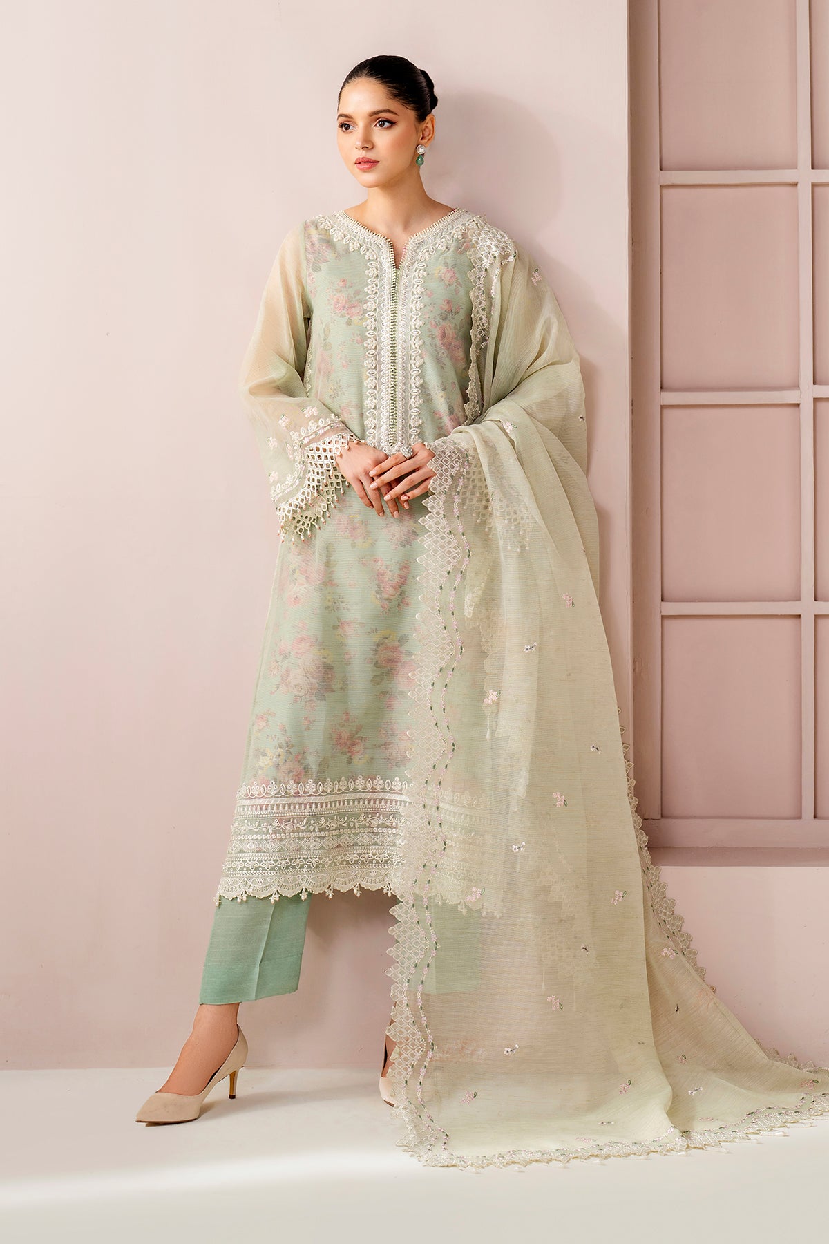 EMBROIDERED COTTON PATTI SF-4188