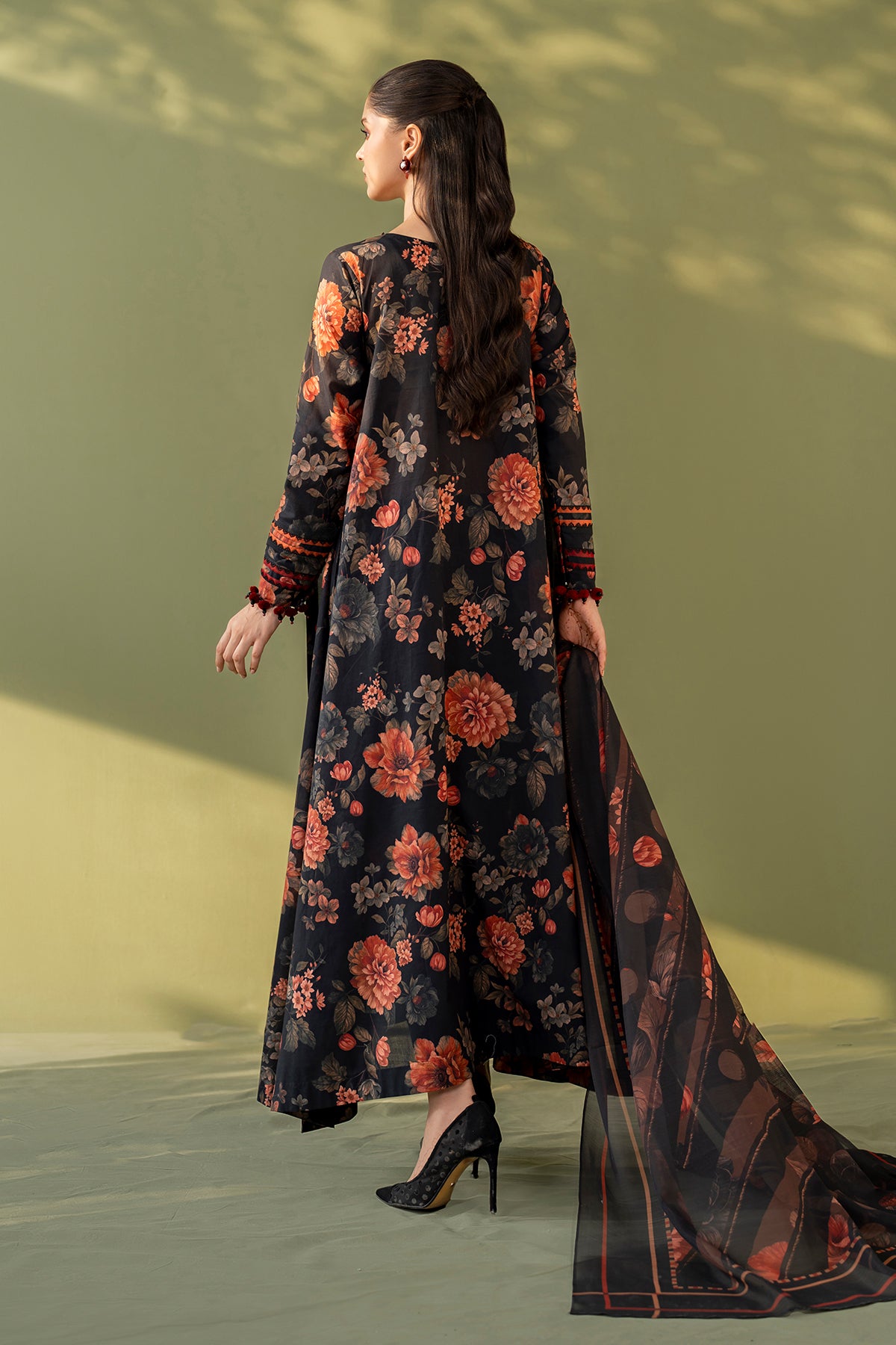 EMBROIDERED LAWN SF-4172