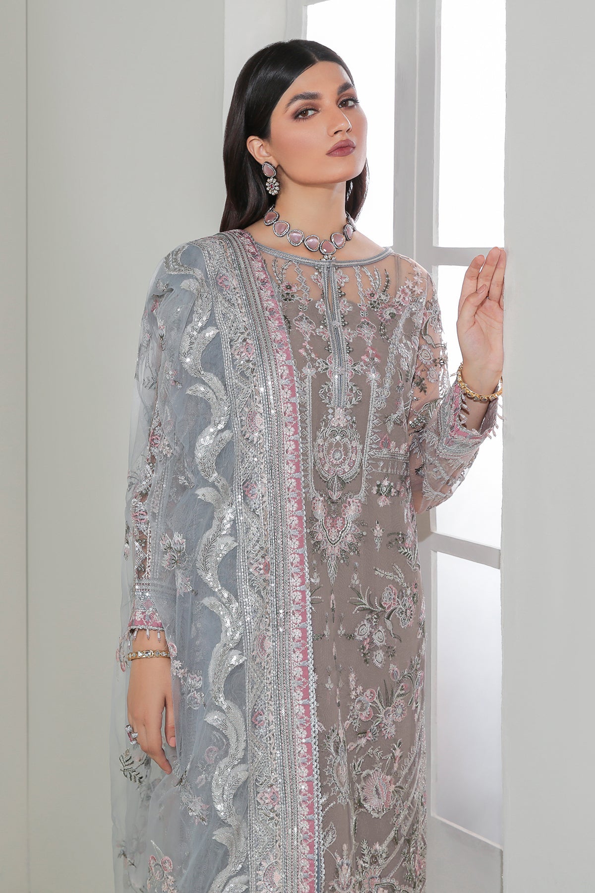 EMBROIDERED NET SF-184