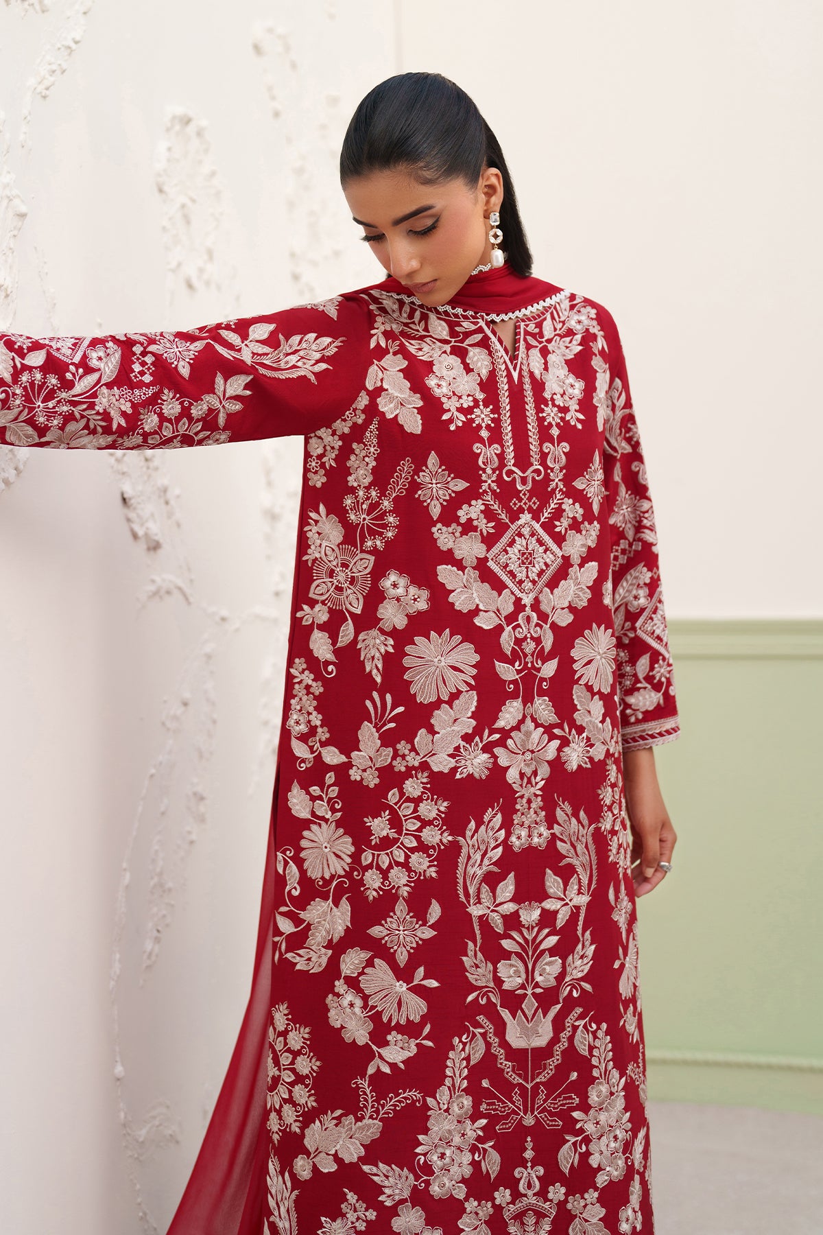 EMBROIDERED RAW SILK UF-4386