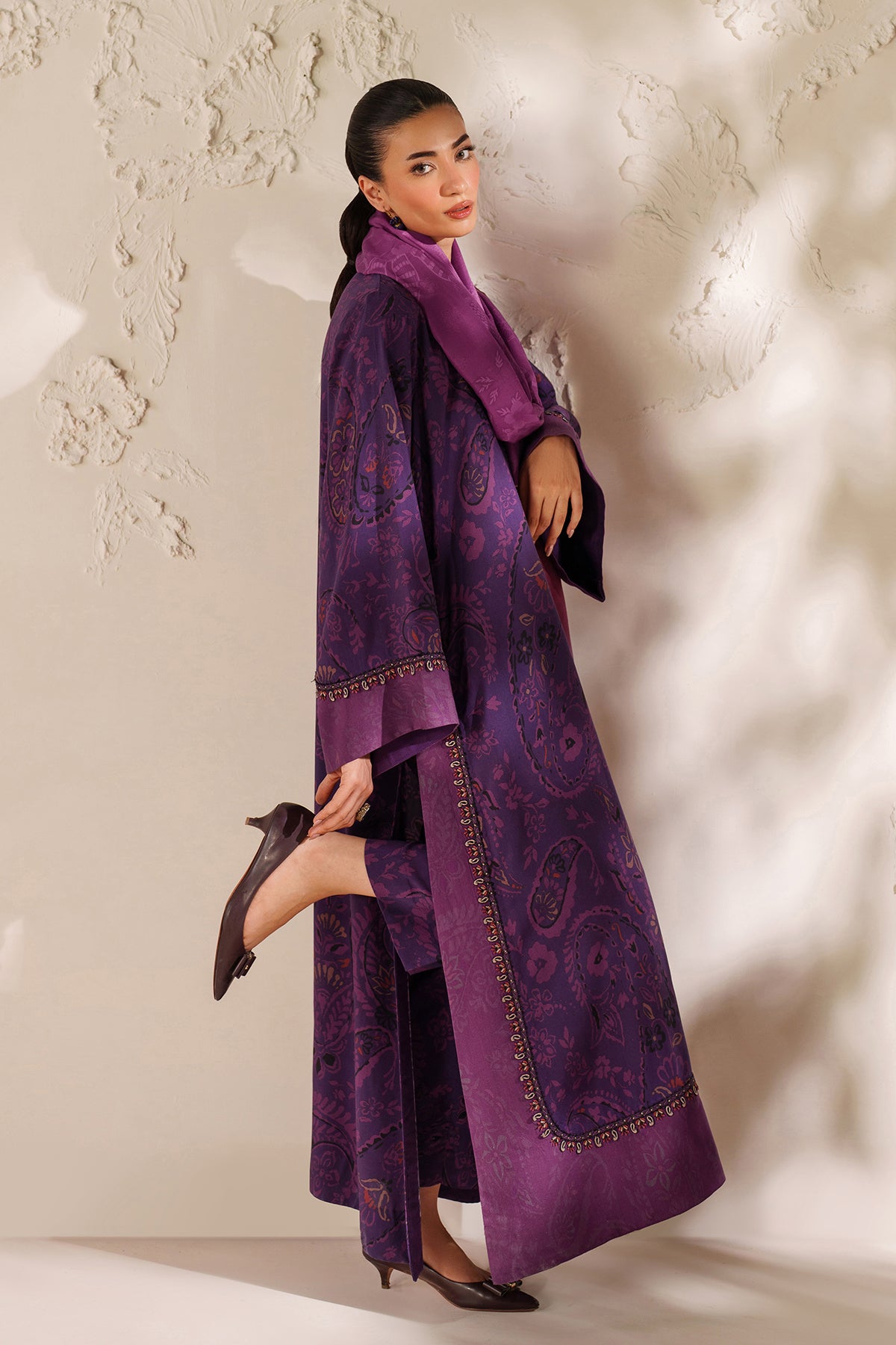 EMBROIDERED VISCOSE SILK UF-4291