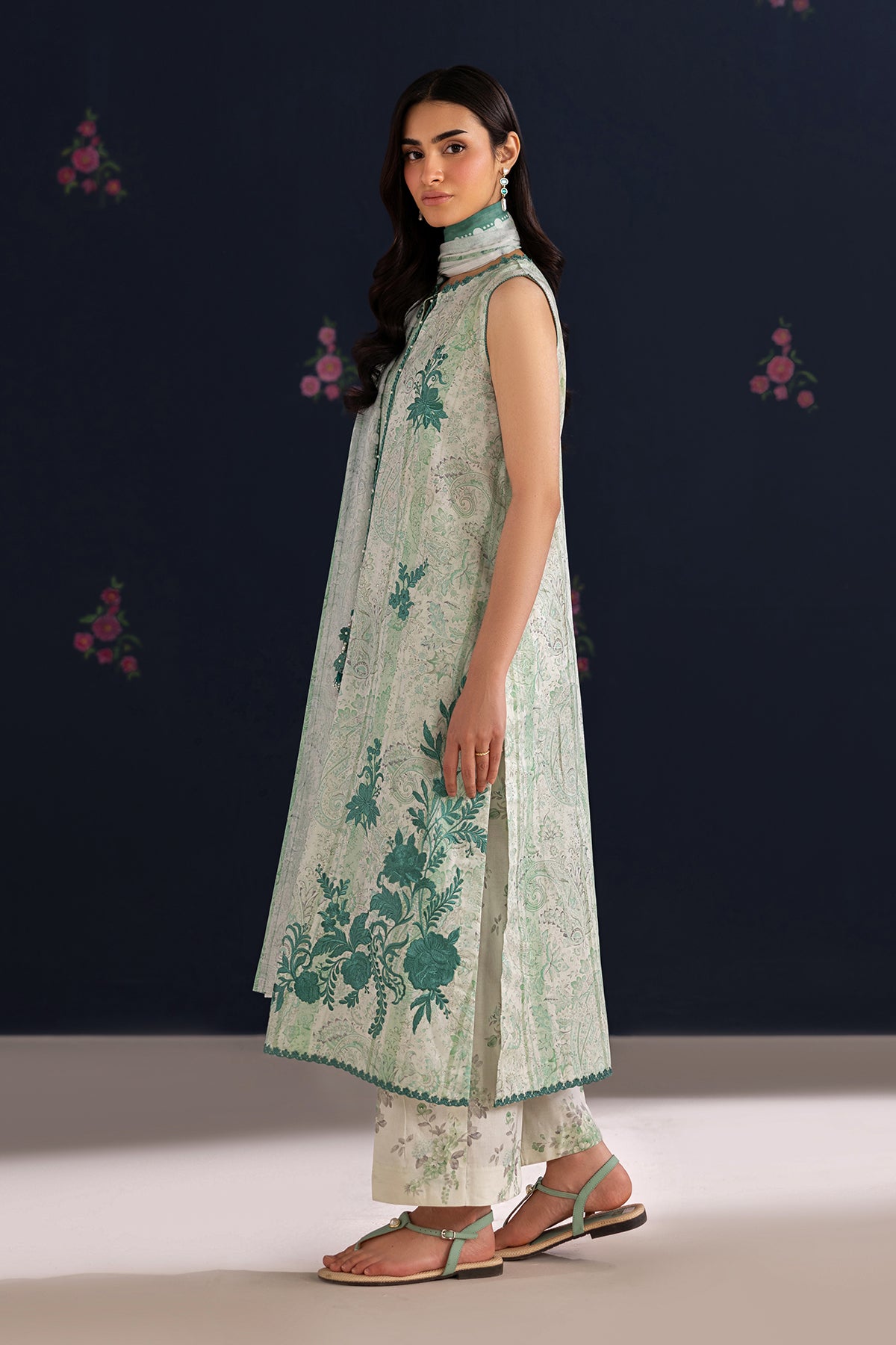 EMBROIDERED LAWN UF-4456