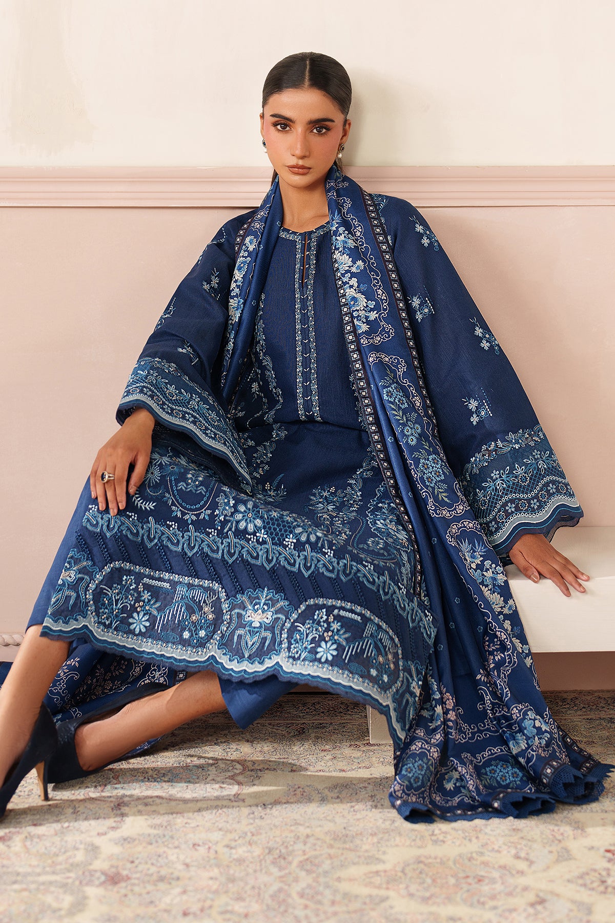 EMBROIDERED KHADDAR SF-4352