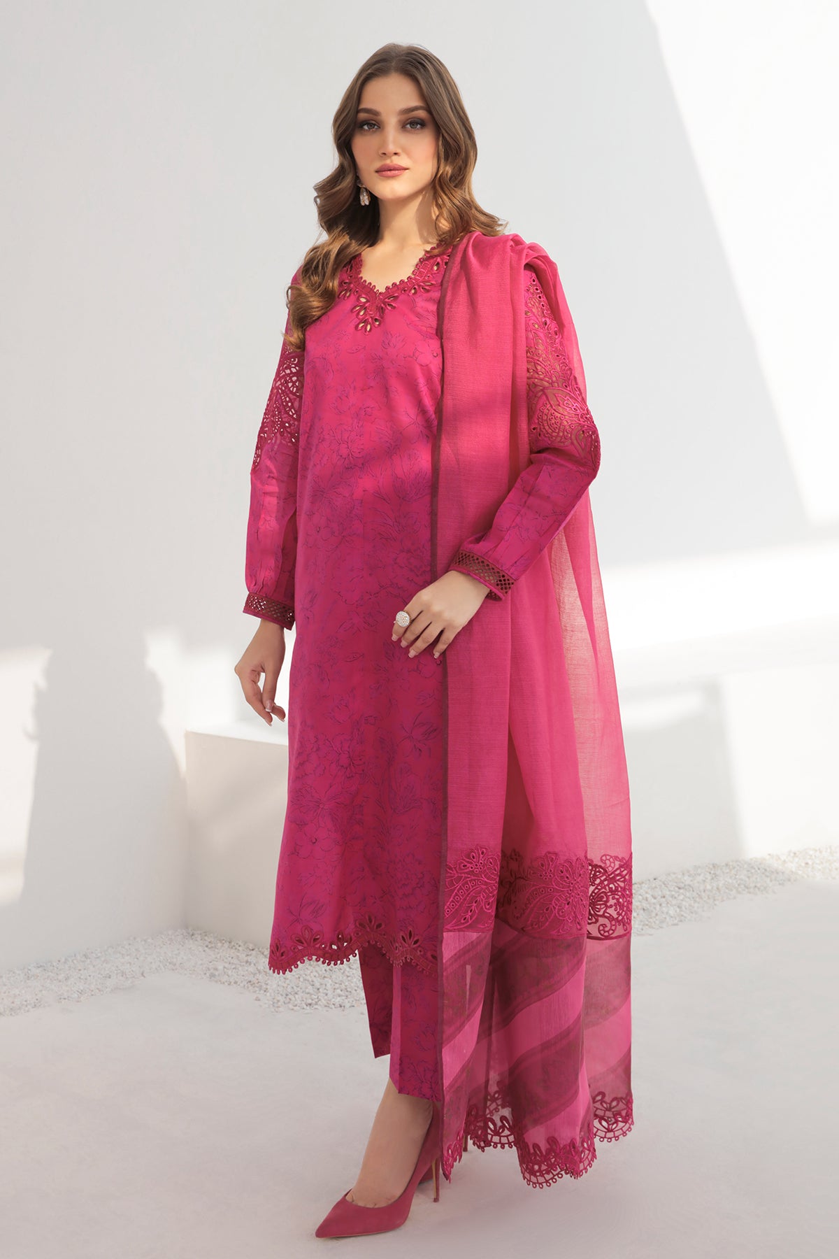EMBROIDERED LAWN UF-308